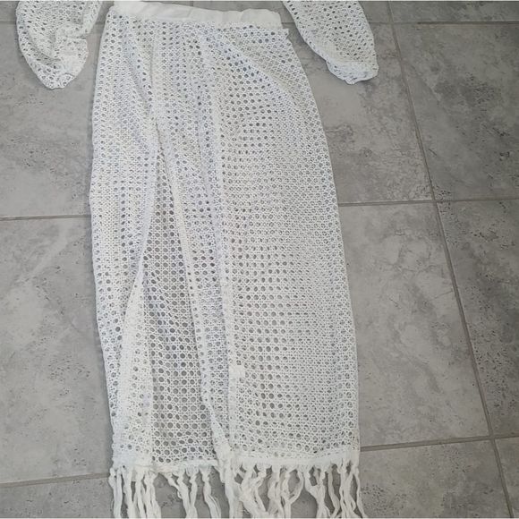 Perfect for beach & pool party. You can wear it ov - Picture 4 of 6